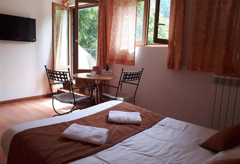 ホテル Le Mont Barral