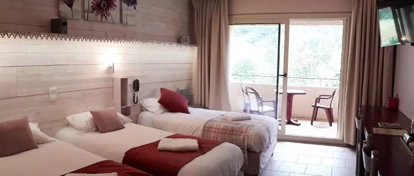 ホテル Le Mont Barral