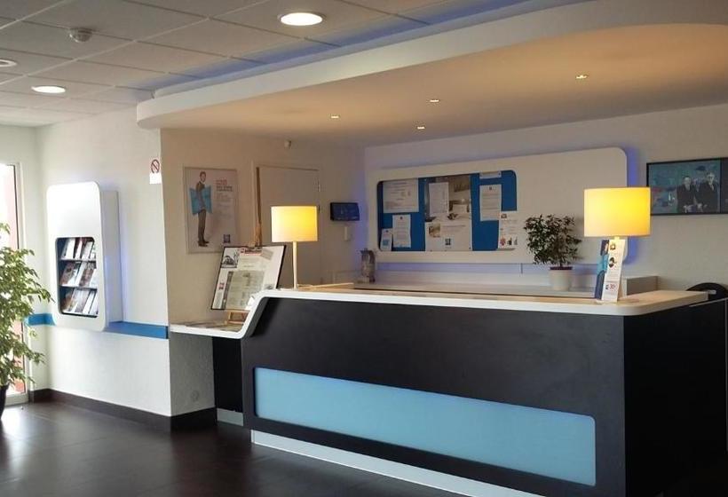 Отель Ibis Budget Montbéliard