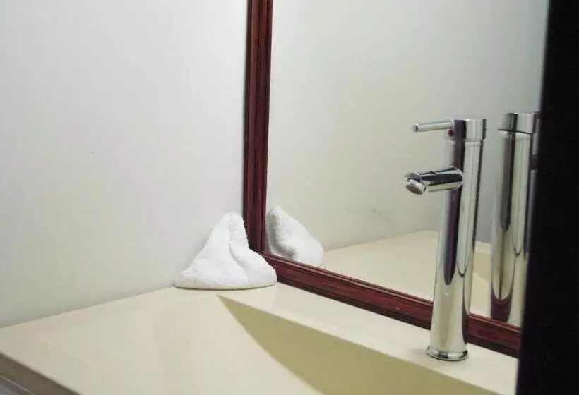 هتل Inn Plaza Del Angel Chihuahua