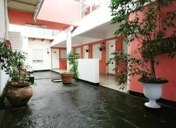 Hotelli Jardin Del Lago