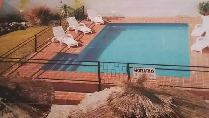 Hotelli Jardin Del Lago