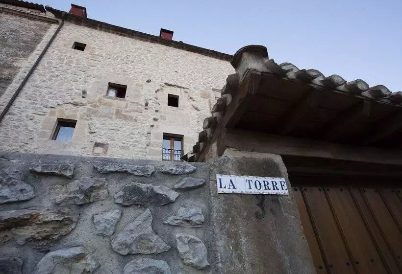 Hotelli Rural La Torre De Bisjueces