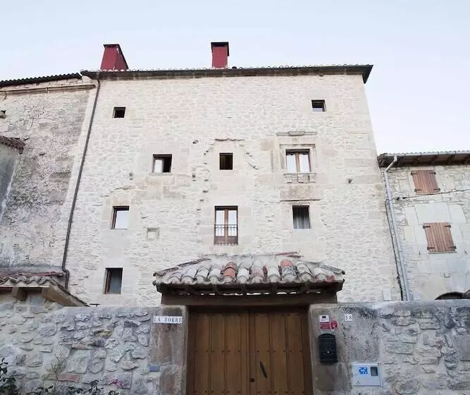 Hotelli Rural La Torre De Bisjueces