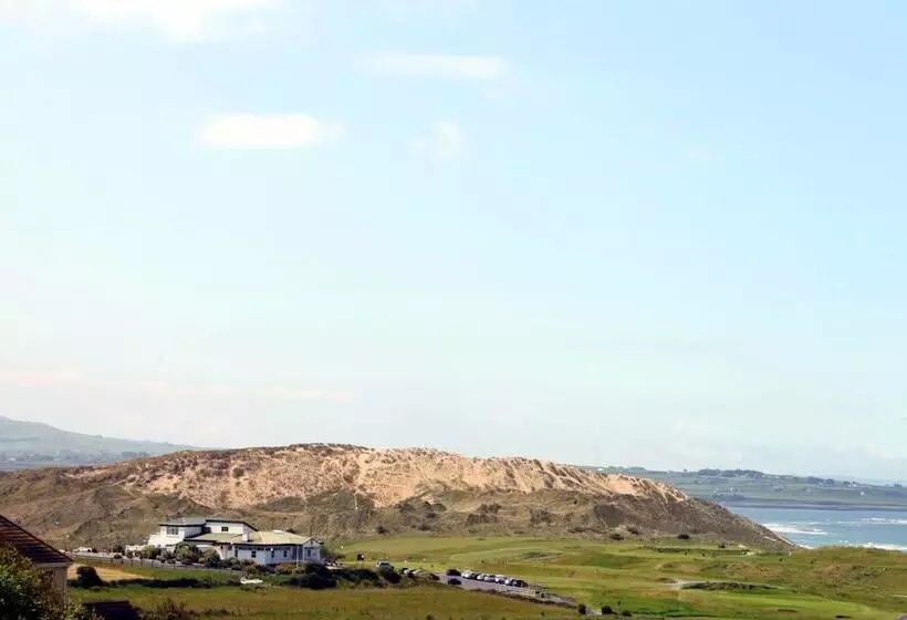 Hotelli Strandhill Lodge And Suites Boutique