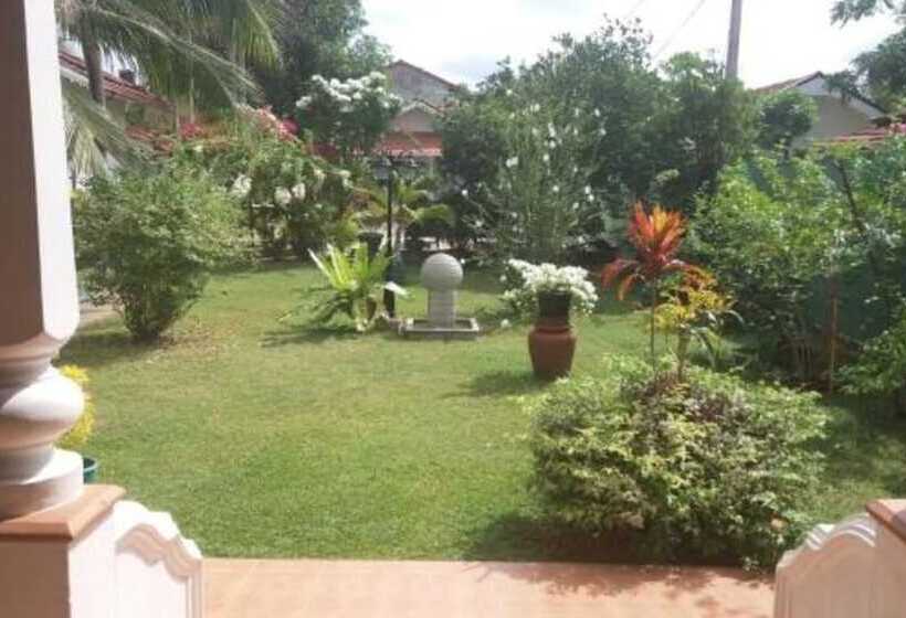 Szálloda Sujeewani Villa