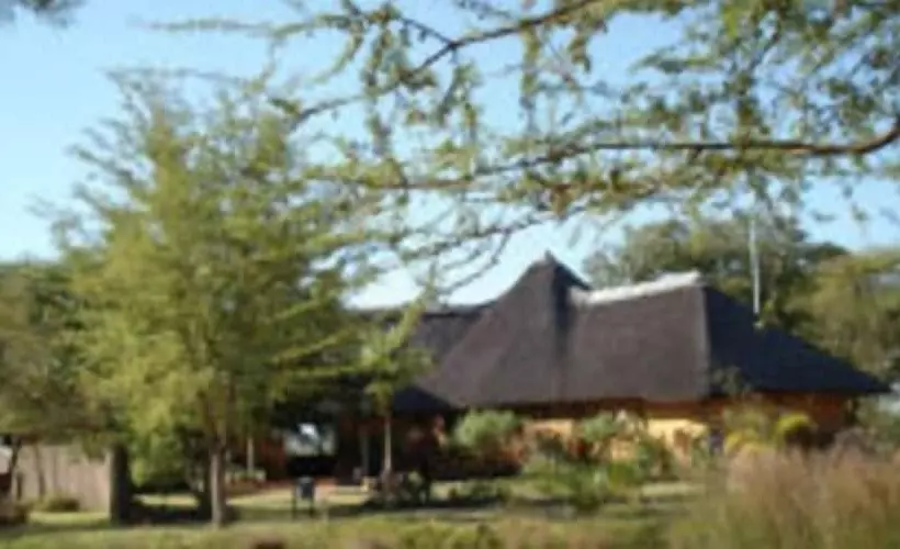 هتل The Big 5 Chobe Lodge