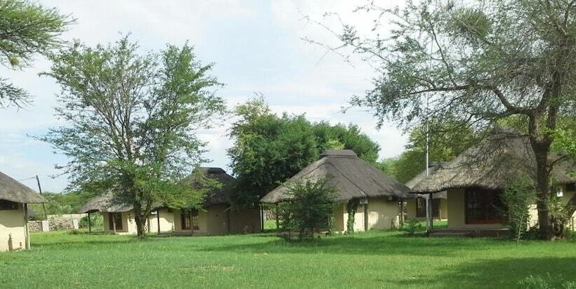 هتل The Big 5 Chobe Lodge