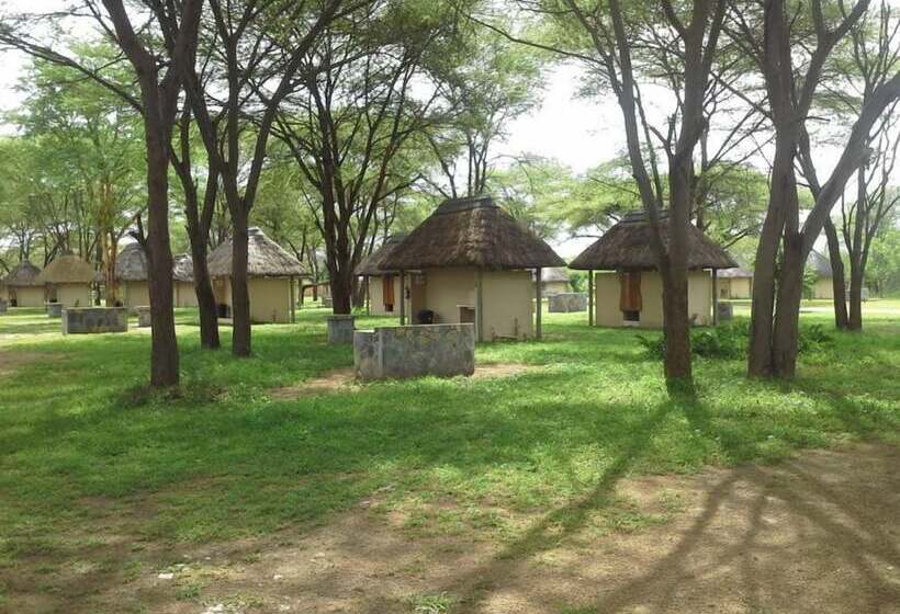 هتل The Big 5 Chobe Lodge