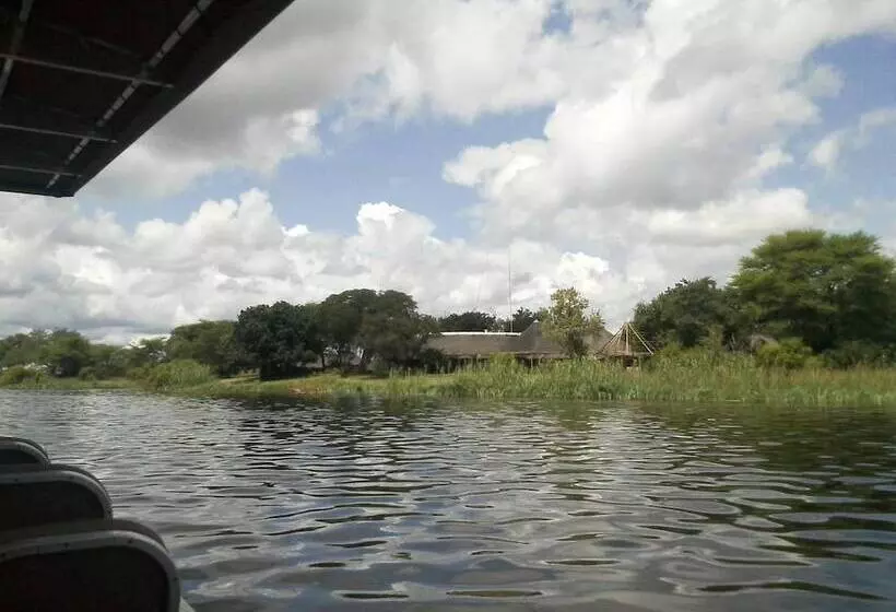 هتل The Big 5 Chobe Lodge