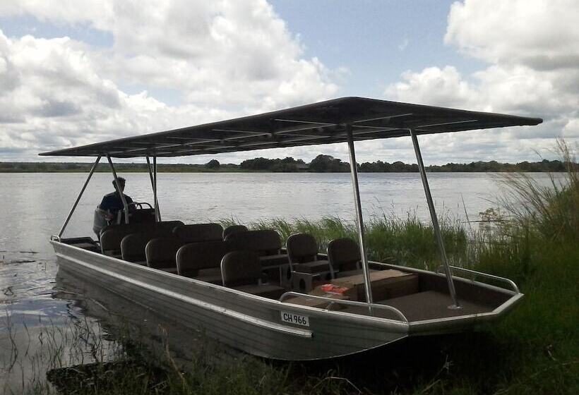 هتل The Big 5 Chobe Lodge