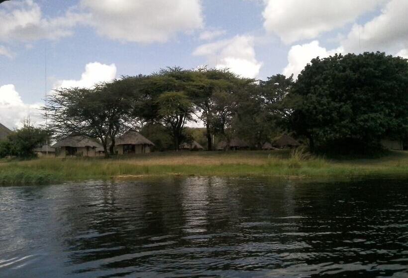 هتل The Big 5 Chobe Lodge