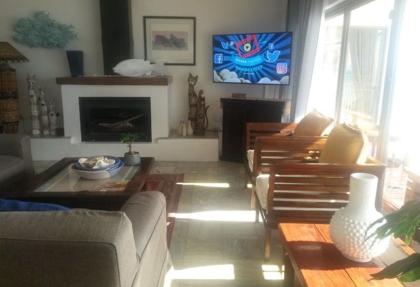 בית מלון כפרי Travel Inn Kroonstad