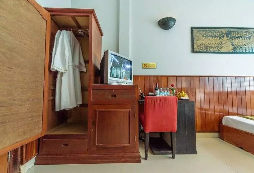 هتل Travellerhome Angkor