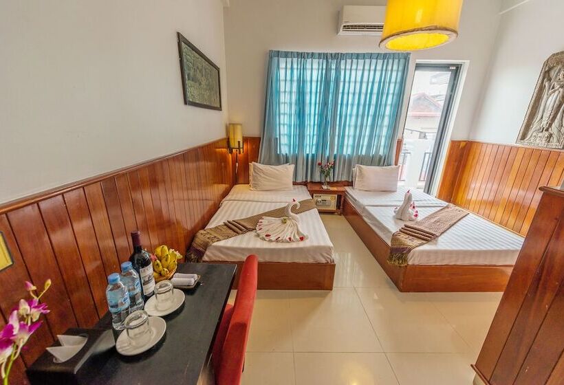 Hotel Travellerhome Angkor