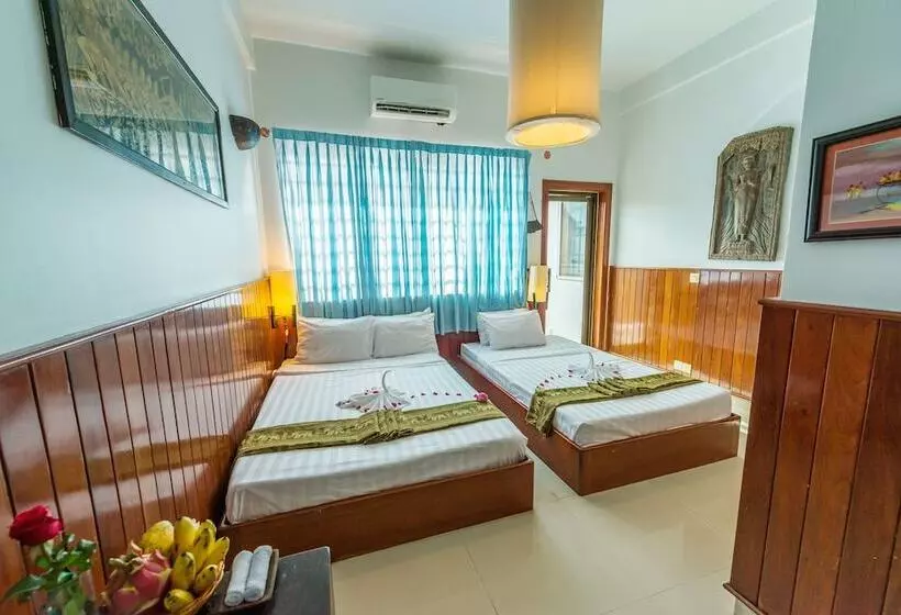 هتل Travellerhome Angkor