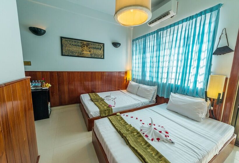 Hotel Travellerhome Angkor