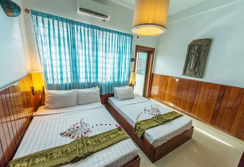 Hotel Travellerhome Angkor