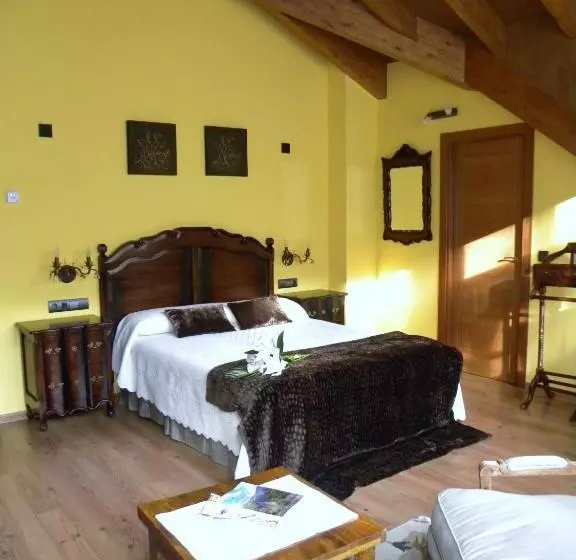 Hotelli Valle Del Silencio