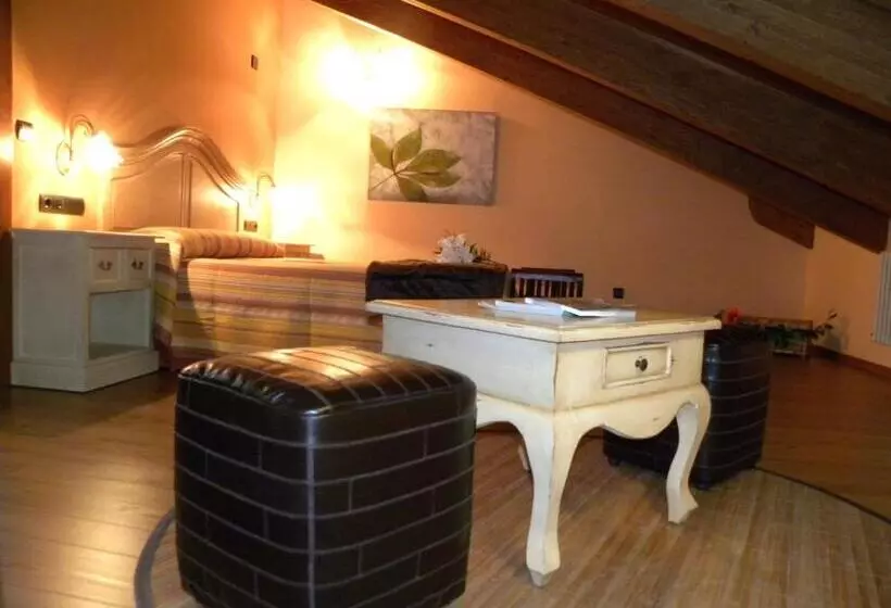 Hotelli Valle Del Silencio