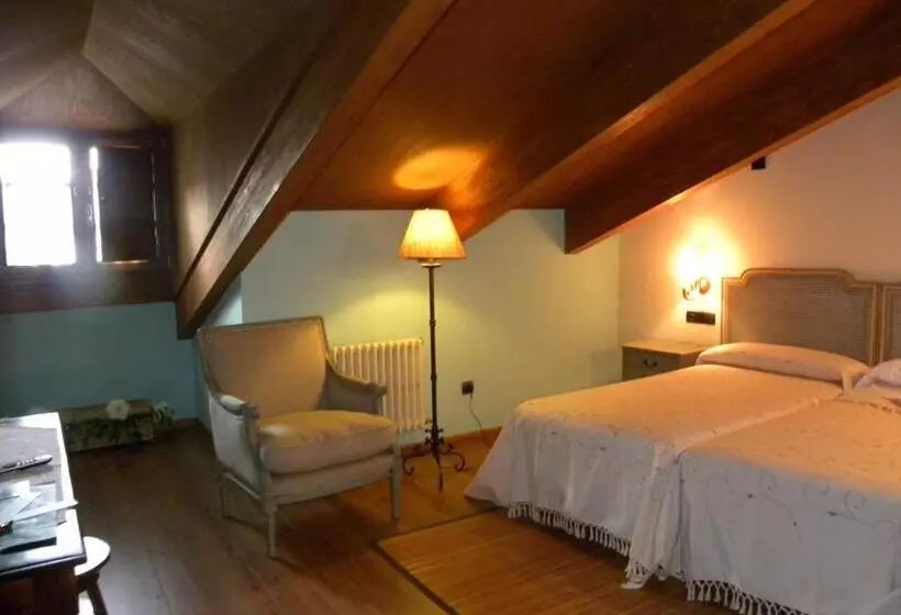 Hotelli Valle Del Silencio