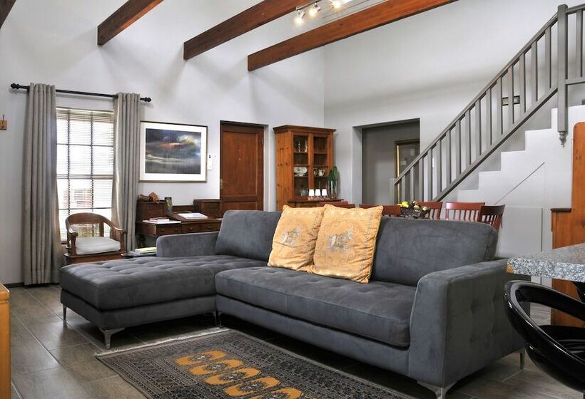 La Gratitude Guest House