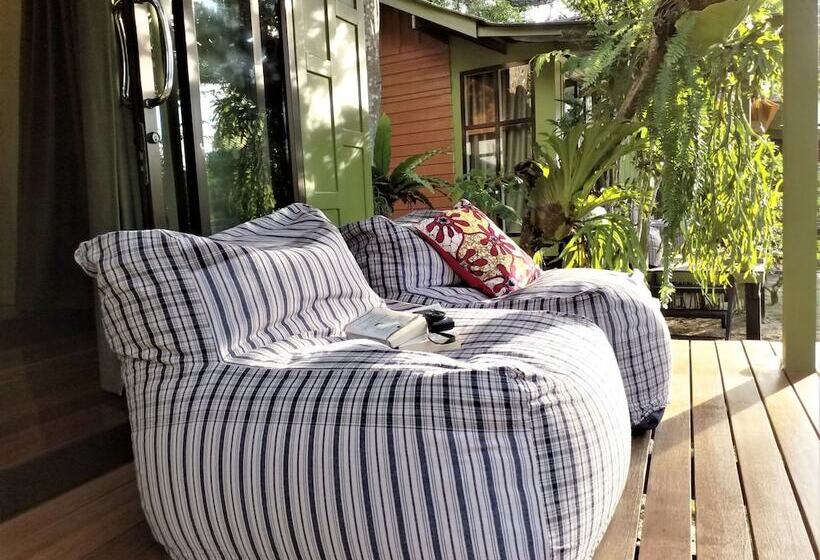 Pensão Baan Bua Cottage Sha Extra Plus B5510