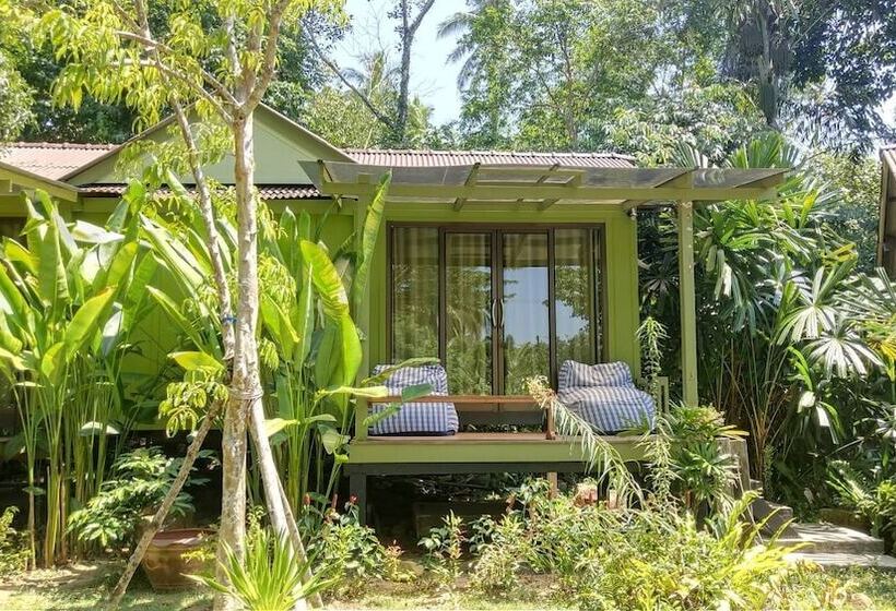 Pensão Baan Bua Cottage Sha Extra Plus B5510