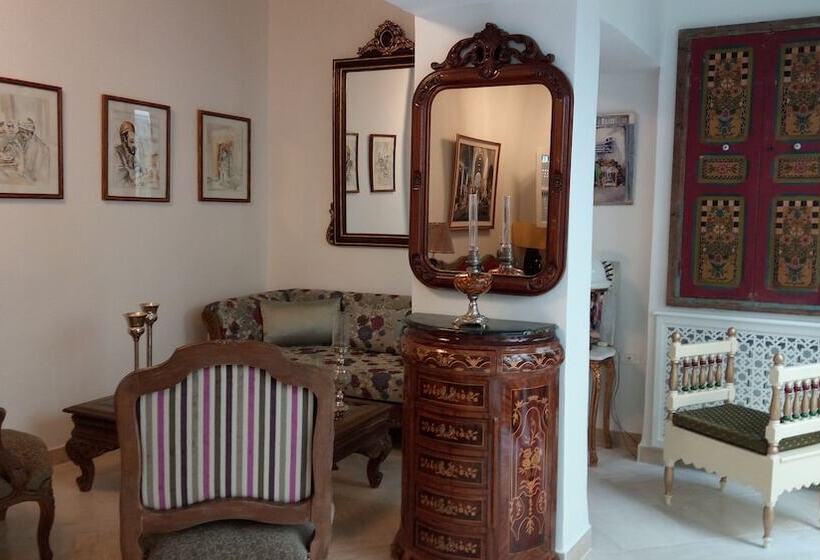 پانسیون El Patio Courtyard House