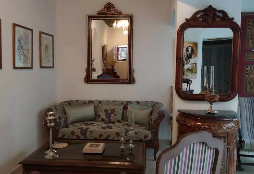 پانسیون El Patio Courtyard House