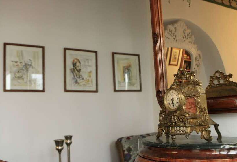 پانسیون El Patio Courtyard House