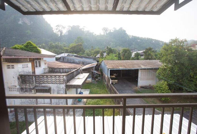 Пансион The Sleep Phangnga