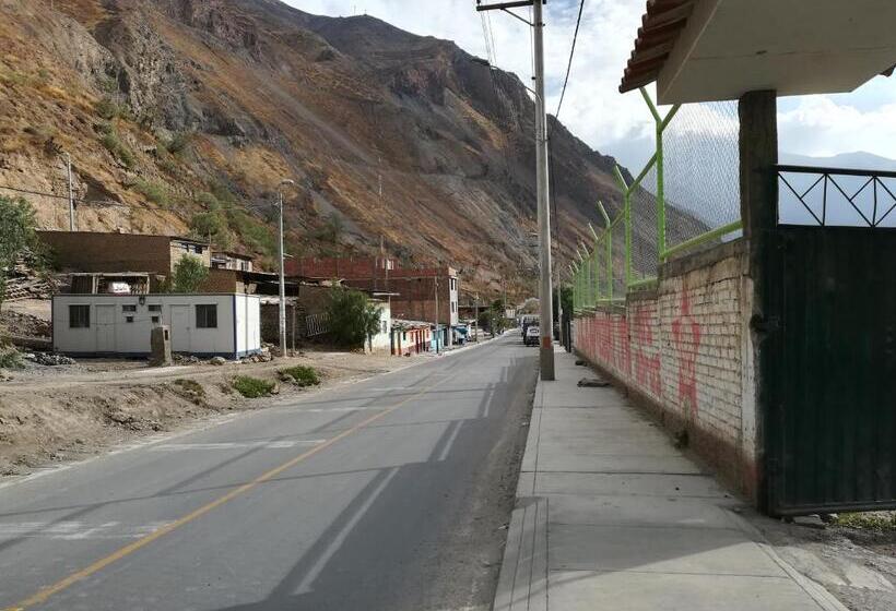 فندق صغير Hospedaje T&t