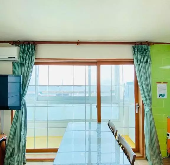 Billions Motel