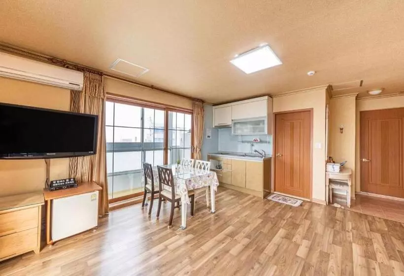 Billions Motel