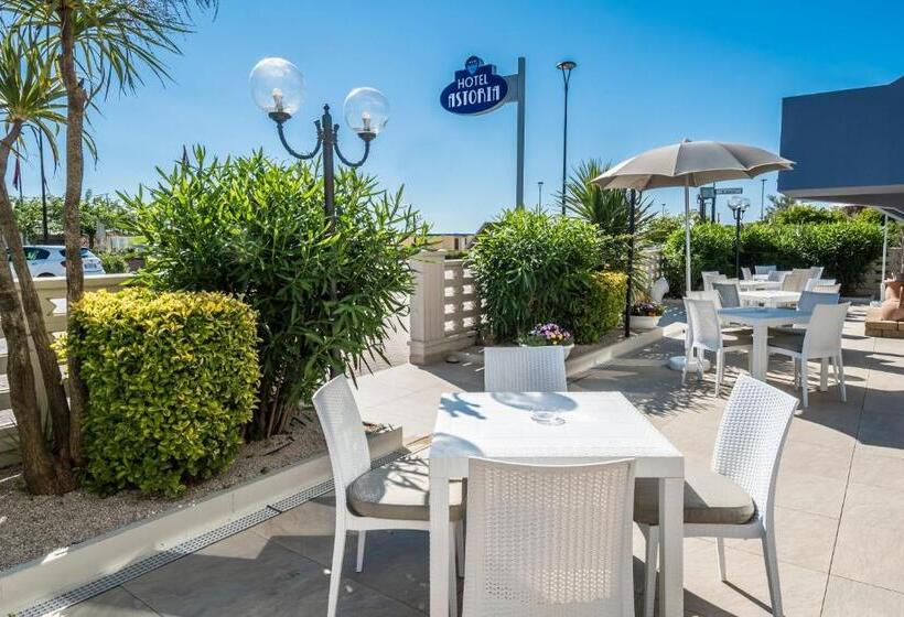 هتل Astoria