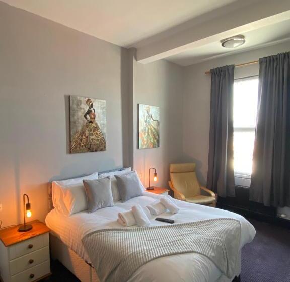 호텔 Bay View Rooms At Mentone