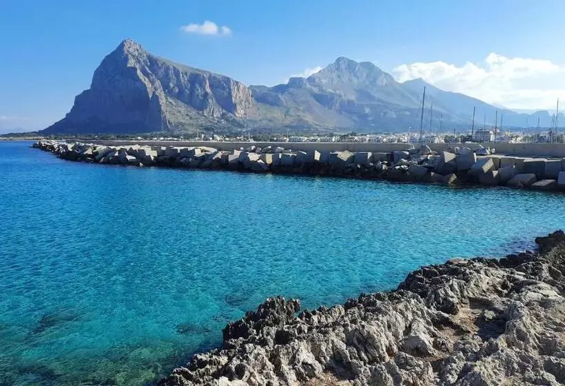 Hotelli Costa Gaia Rooms