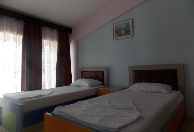 Hotel Damian Saranda