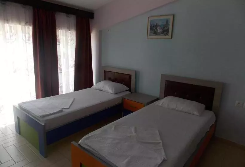 Hotel Damian Saranda