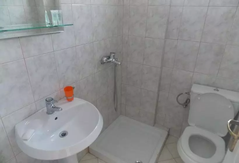 Hotel Damian Saranda