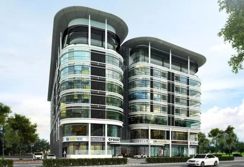 ホテル Grand Sri Lagenda