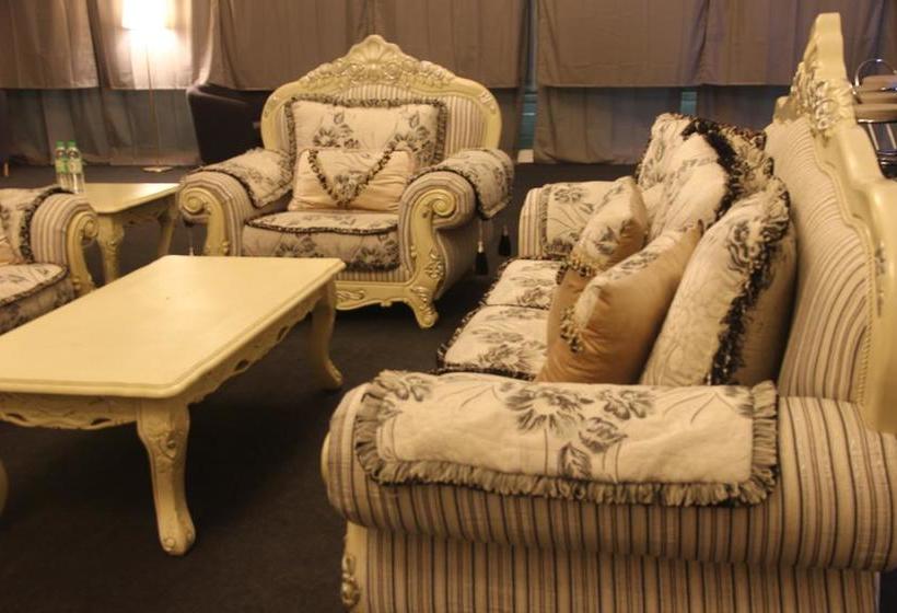 فندق Grand Sri Lagenda