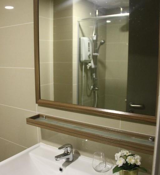 فندق Grand Sri Lagenda