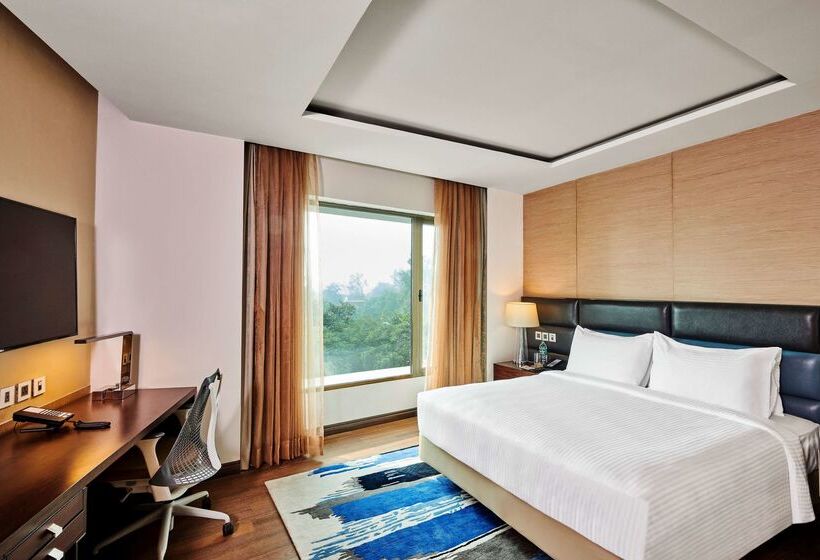 فندق Hilton Garden Inn Lucknow
