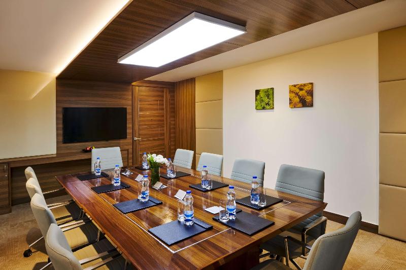 فندق Hilton Garden Inn Lucknow