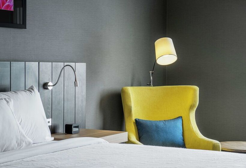 هتل Hilton Garden Inn Winnipeg South