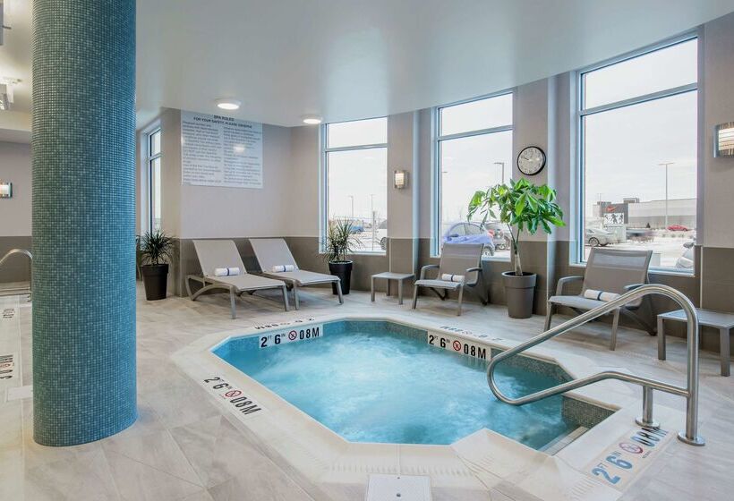 هتل Hilton Garden Inn Winnipeg South