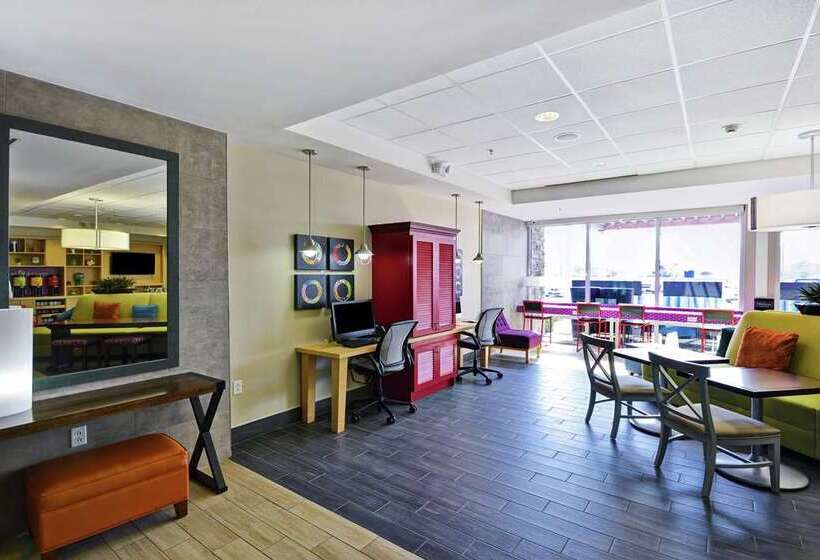 هتل Home2 Suites By Hilton Brownsville