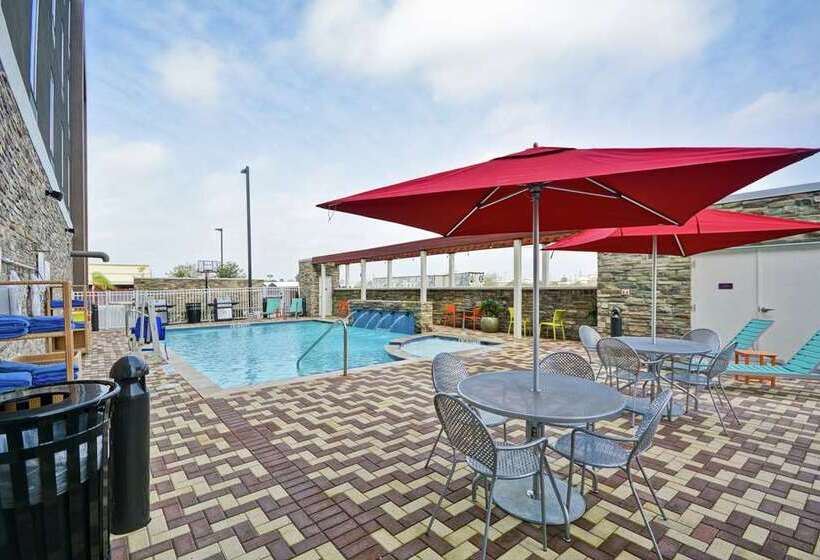 هتل Home2 Suites By Hilton Brownsville